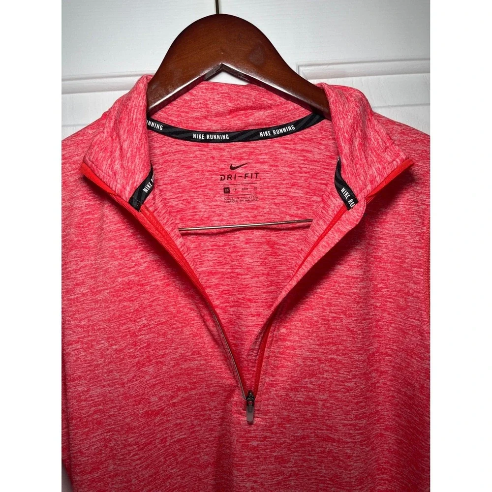 Nike Running Top Womens‎ XS Coral Pink Dri Fit Quarter Zip Thumbholes Pullover